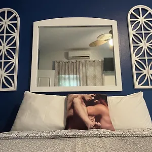 King Sling Room, Between Pool And Jacuzzi - Enjoy! (Adults Only) Apartamento
